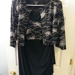 Cropped jacket and gatherd shimmer dress